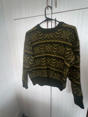 Olive Green and Black Patterned Knit Sweater